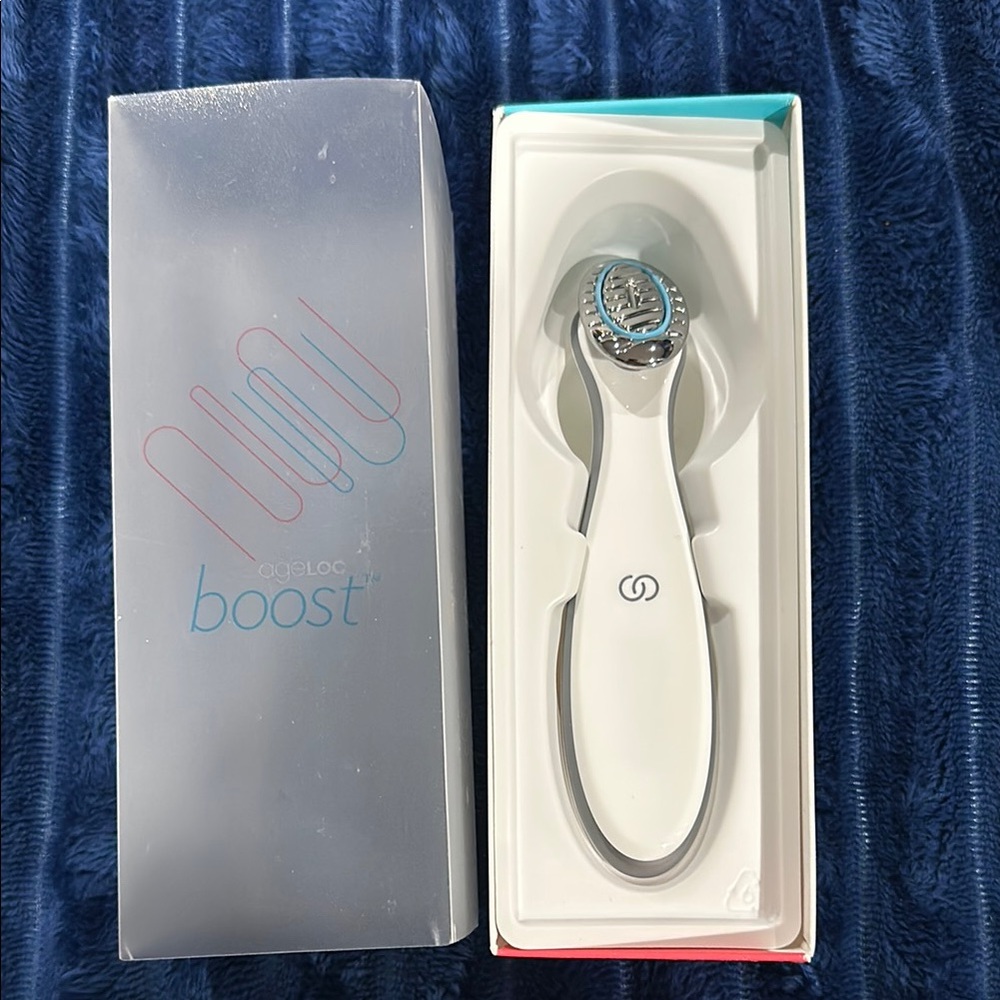 Nu Skin ageLOC Boost Device - White